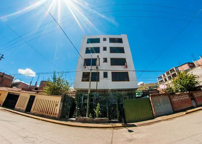 Andes Hotel 3*